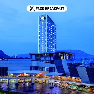 Hotel Santika Premiere Lampung